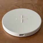 IKEA Livboj, Qi 5W vezetéknélküli töltő, USB-C NMÁ fotó