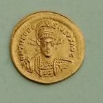 II. THEODOSIUS (402-450 ) Solidus. Konstantinápoly fotó