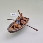 JE5 H0 1: 87 1 db Preiser csónak evezőkkel + Preiser nyaralók – terepasztal kiegészítő fotó