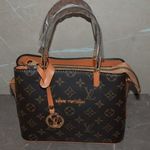 LOUIS VUITTON válltáska, kézitáska OLVASS tovább ! fotó