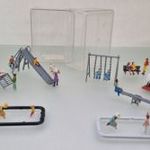 KF86 H0 1: 87 Játszótér + Preiser figurák + nyomoskút (hinta, csúszda, rollerek, homokozó stb.) fotó