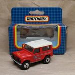Matchbox MB-16 Land Rover 90 (piros) fotó