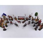 1V740 Antik német Elastolin Western figura csomag cowboyok és indiánok 23 darab + tereptárgyak fotó