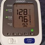 Omron M6 comfort Smart vérnyomásmérő fotó