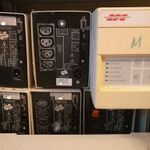 APC Smart-UPS 600 szinuszos szünetmentes tápegység fotó