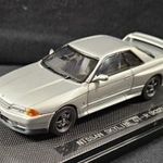 1: 43 1/43 Nissan Skyline GT-R R32 - ezüst - Ebbro fotó