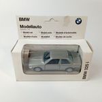 GAMA BMW 325i coupe dealer modell [1: 43 méret] fotó