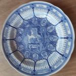 Naptáros dísztányér 1996-ból a Spode cégtől, a Blue Italian" sorozat része fotó