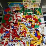 LEGO vegyes csomag: 90-es évek retro Lego, benne 725 és 6376 készlet darabjaival fotó