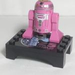 Lego Star Wars 40755 QT-KT Astromech Droid (25th Anniversary) minifigura 2024 fotó