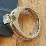 Eladó 14 karátos női arany gyűrű. 8, 3 gramm. fotó