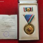 SZOCIALISTA MAGYARORSZÁGÉRT ÉRDEMREND 1976 IGAZOLVÁNNYAL, EREDETI DOBOZÁBAN ! kiv+ fotó
