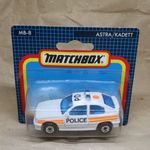 Matchbox MB-8 Astra / Kadett (Police) fotó