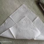 Régi finom batiszt menyasszonyi zsebkendő kézbe való kendő kis terítő is fotó