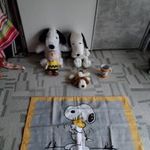 SNOOPY CHARLIE PLÜSS KÖNTÖS HÁTIZSÁK PÁRNA BÖGRE fotó