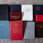 Régi vintage 10 db biblia szentkönyv vallási egyházi szent könyv csomag gyűjtemény angol metodista fotó