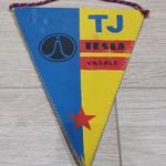 RETRO FUTBALL ZÁSZLÓ / ASZTALI ZÁSZLÓ TJ TESLA VRÁBLE fotó