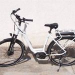 ÚJSZERŰ!!! FÉLÁRON!!! Carver Cityzen 1010 28" trekking Bosch elektromos kerékpár bicikli fotó
