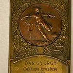Antik foci relikvia 1936-ból / CLL - Cég Liga - " Dán György Cégkupa Győztese 1936 " bronz plakett fotó