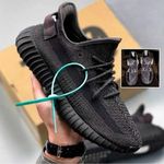 Adidas Yeezy Boost 36-46 méretben fotó