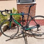 Eladó egy carbon TREK országúti kerékpár. Szép állapotú, keveset használt , adatok a képeken vannak fotó