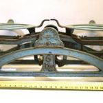 Antik háztartási 5 kg-os mérleg váz, jó állapotú, réz tálcák nélkül, csak váz, SALGŐTARJÁN fotó