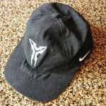 NIKE Fekete baseball sapka állítható fejméret. fotó