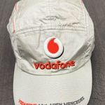 Vodafone McLaren Mercedes F1 Lewis Hamilton Sapka fotó