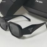 Prada női napszemüveg fotó