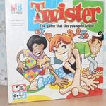 Twister társasjáték , családoknak és gyerekeknek fotó