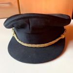 Magyar légitársasági egyenruha-sapka (valószínűleg Malév) fotó