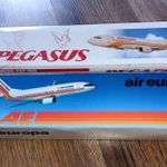 2 db.1: 180 Boeing repülőgép modell fotó