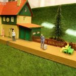 TT 1: 120 Vero vasútállomás épület, utasokkal , BTTB, Tillig, Rokal termékek, vasútmodellek fotó