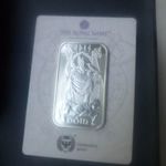The Royal Mint csomagolt 1 unciás színezüst lapka (Odin) eladó! fotó
