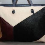 Topshop, valódi bőr, lószőr, bézs-fekete-bordó, vagány, egyedi, hatalmas pakolós válltáska, táska -női fotó