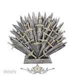 Sword Lamp - GAME OF THRONES. Nemesis Now. UK csatlakozó. 3D. fantasy dísz, lámpa. KIS HIBÁVAL. fotó
