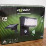 Ezsolar SL013EZ mozgásérzékelős napelemes reflektor solar lámpa fotó