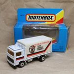 Matchbox MB-20 Volvo Container Truck (Scotch Corner) fotó