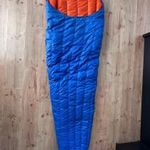 Helly Hansen x Ajungilak Hálózsák fotó