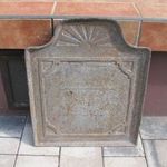 Antik, öntött vas kályha alátét /!/ felújítóknak, gyűjtőknek eladó! Igen ritka darab! fotó