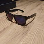 RB Rayban wayfarer napszemüveg kék lencsés női fotó