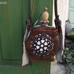Betyáros csikóbőrös kulacs fotó