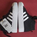 ÚJ eredeti Adidas Bravada 2.0 Mid Platform 39 1/3 magaszszárú edzőcipő, féláron, eredeti dobozában fotó
