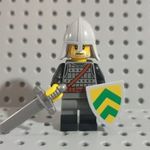 LEGO Castle - Classic Castle stílusú pajzsos harcos karddal - ÚJ fotó