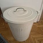 Gyönyörű hibátlan Ikea Knodd nagyméretű fedeles fém szemetes vagy kosár fotó