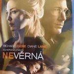 A hűtlen bluray film!!! fotó