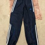 EREDETI ADIDAS sötétkék szabadidőnadrág , gyerek-fiú 9-10 évesre 140 cm-re , újszerű fotó