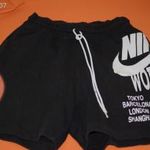 NIKE EXCLUSIVE NYÁRI RÖVID NADRÁG NAGYON EXTRA FÉRFI M-ES MÉRET fotó