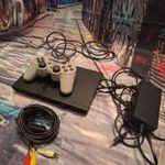 PS 2 konzol+kontroller+jàték Mélykùt fotó