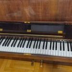 Rönisch de Luxe Pianínó fotó